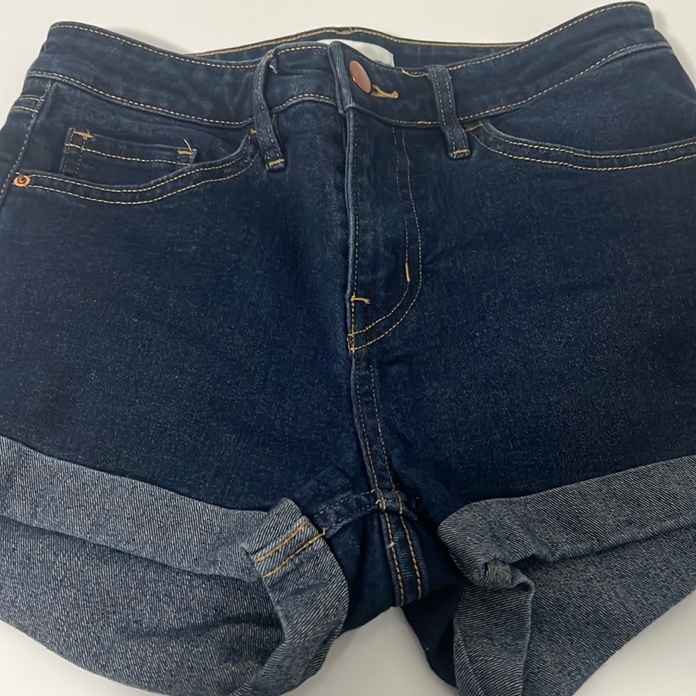 H&M Womens Size 2 High Rise Cuffed Stretch Denim Jean Shorts.